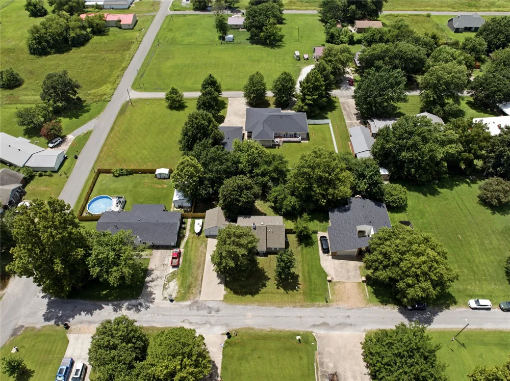 1502 3rd Avenue Warner, OK 74469