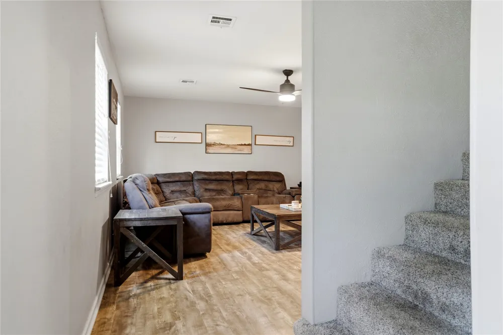 1502 3rd Avenue Warner, OK 74469