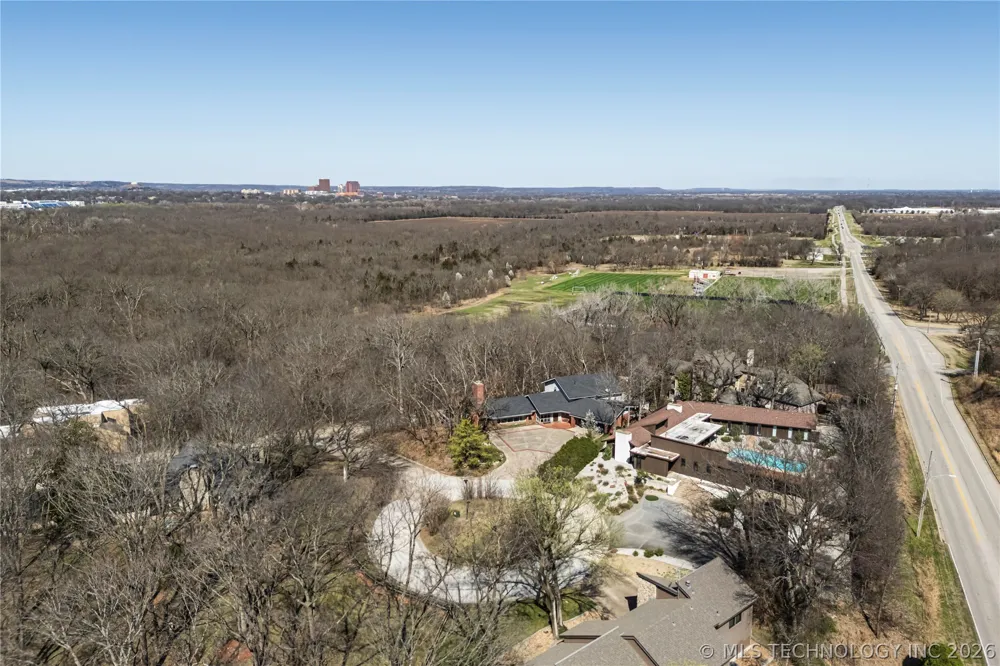 2100 North Star Court Bartlesville, OK 74006