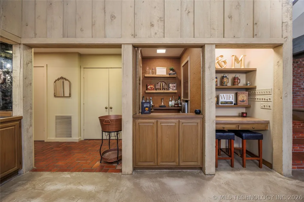 2100 North Star Court Bartlesville, OK 74006