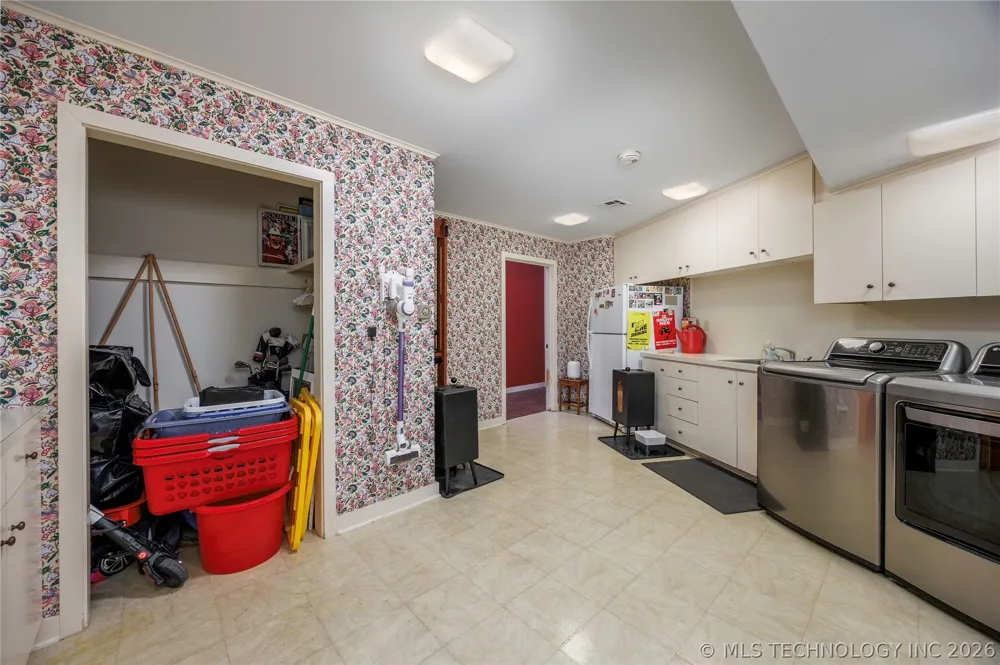 2100 North Star Court Bartlesville, OK 74006