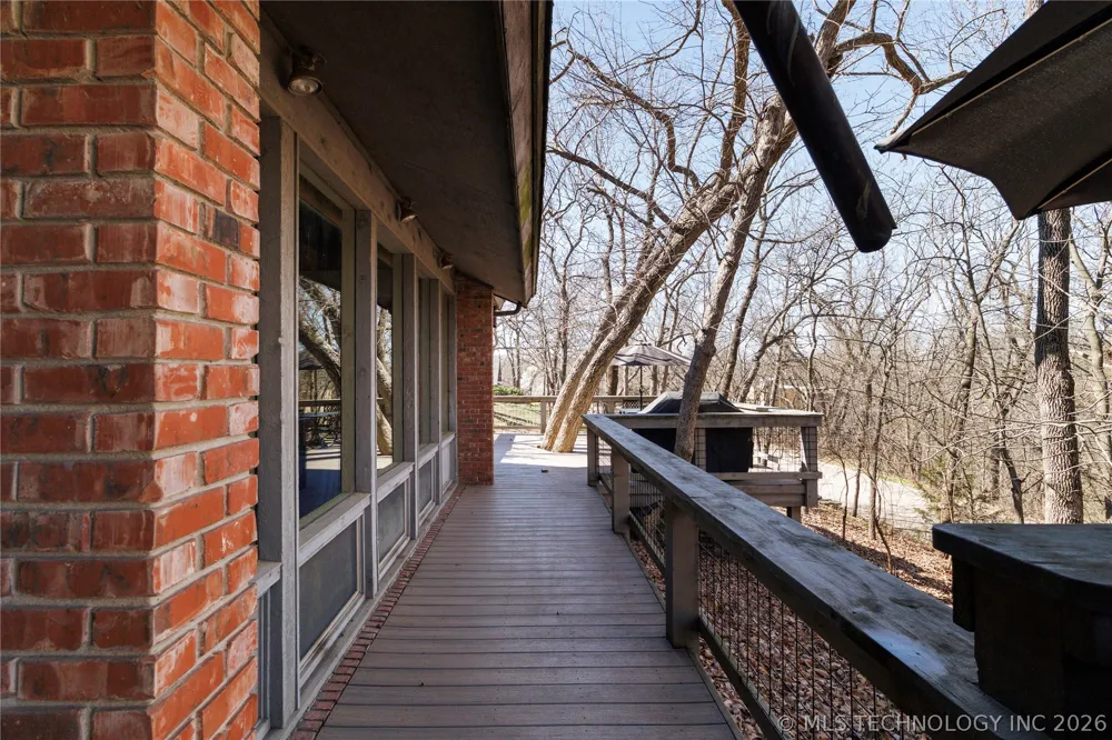 2100 North Star Court Bartlesville, OK 74006