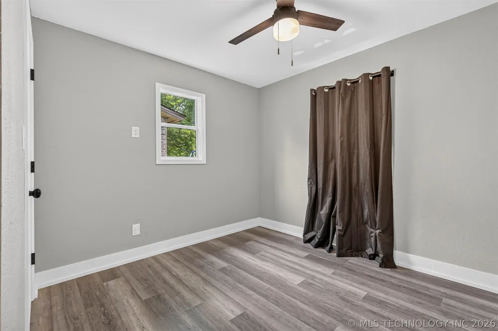 310 Grove Poteau, OK 74953