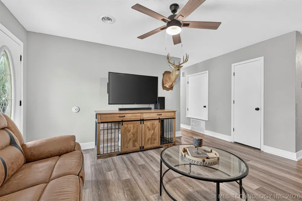 310 Grove Poteau, OK 74953