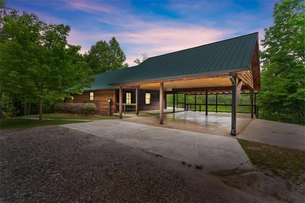 707 S Fern Cove Road S Sautee Nacoochee, GA 30571