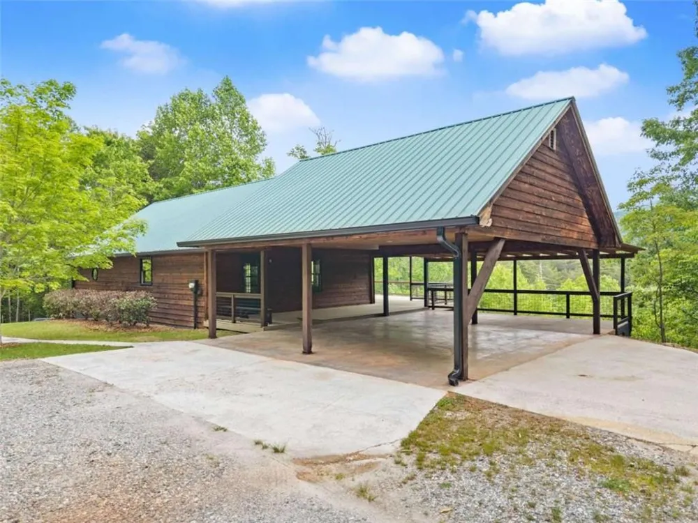 707 S Fern Cove Road S Sautee Nacoochee, GA 30571