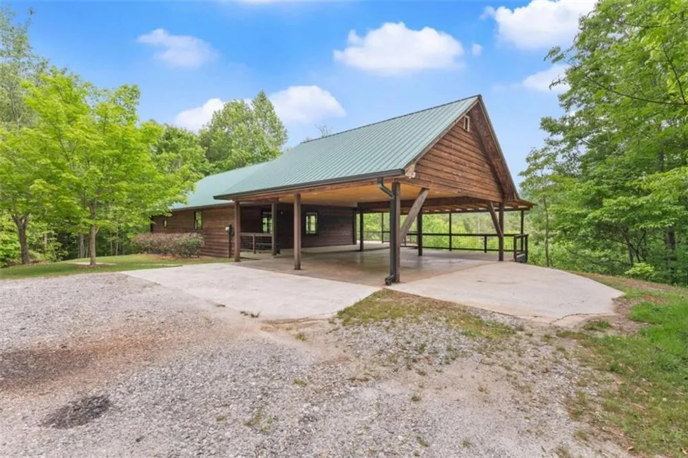 707 S Fern Cove Road S Sautee Nacoochee, GA 30571