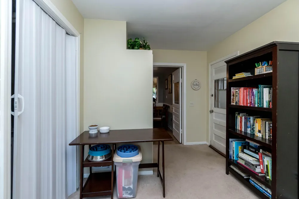 18951 Sunset Street Livonia, MI 48152