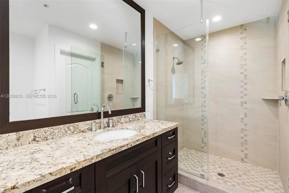 348 Elm St #B-10 Hollywood, FL 33019