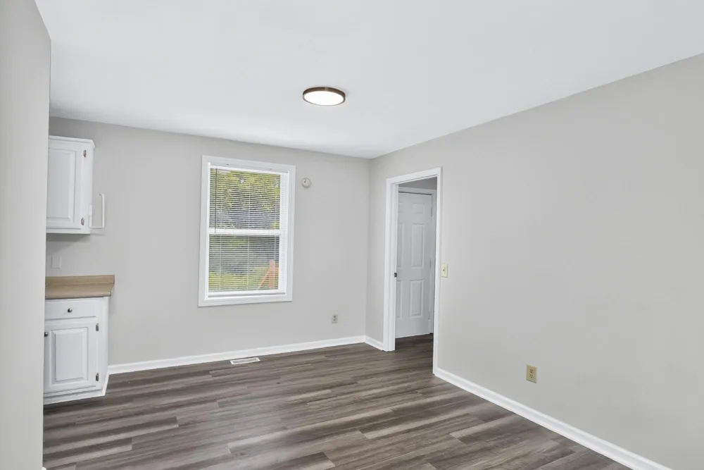 1009 Lynndale Dr Castalian Springs, TN 37031
