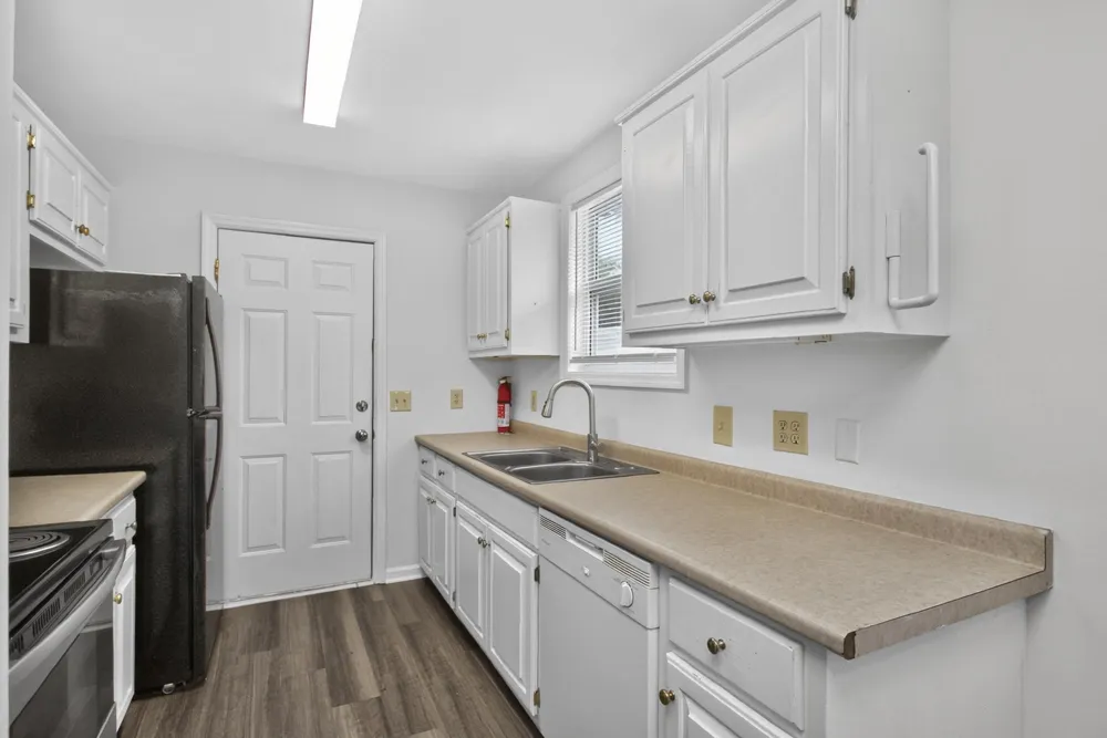 1009 Lynndale Dr Castalian Springs, TN 37031