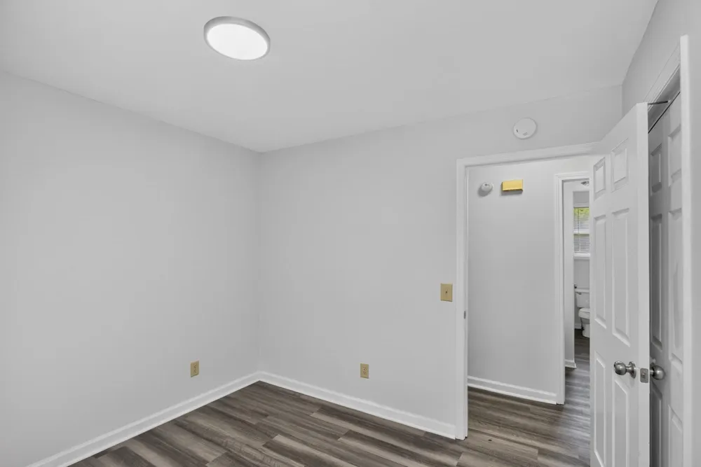 1009 Lynndale Dr Castalian Springs, TN 37031