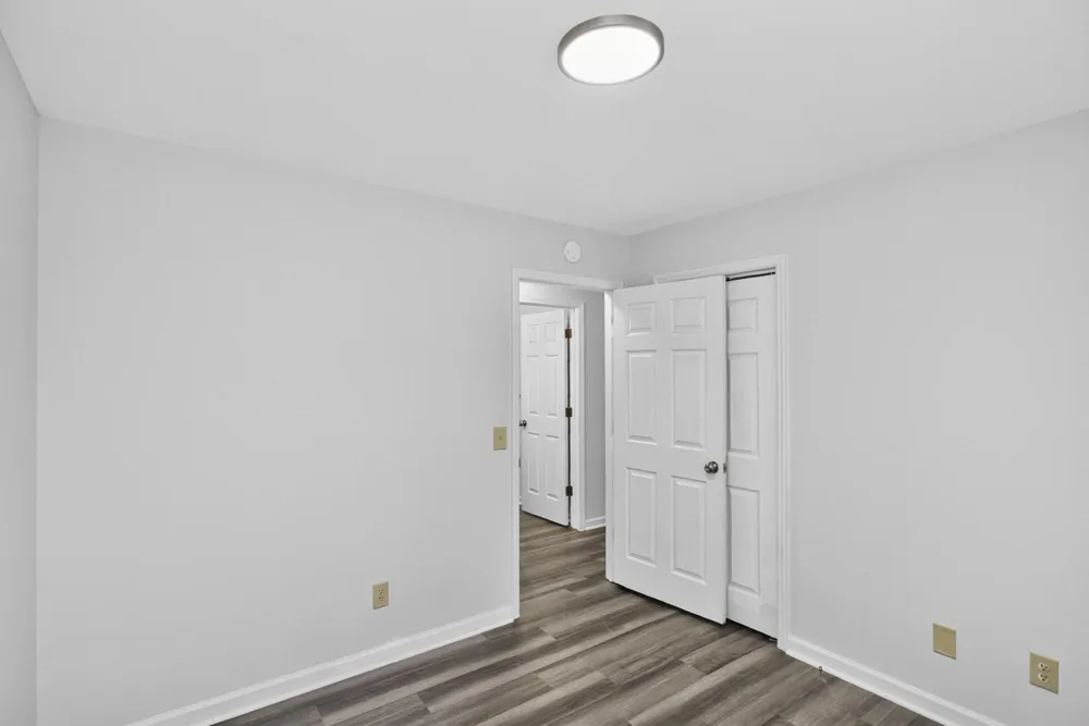 1009 Lynndale Dr Castalian Springs, TN 37031