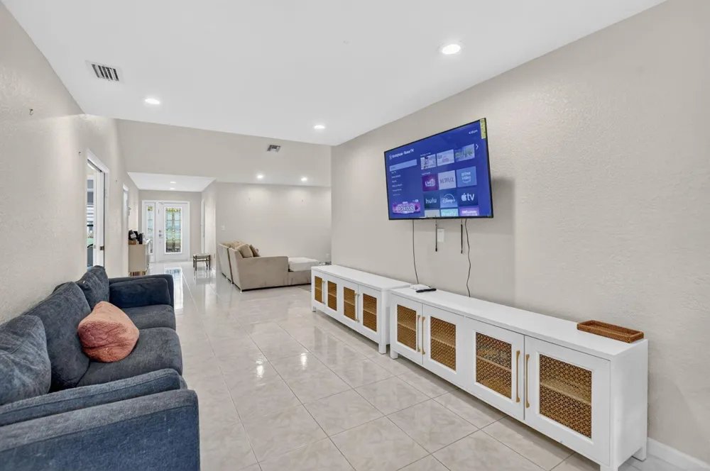 10065 Camelback Lane Boca Raton, FL 33498