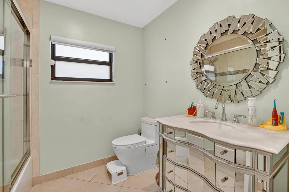 10065 Camelback Lane Boca Raton, FL 33498