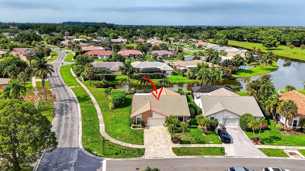 10065 Camelback Lane Boca Raton, FL 33498