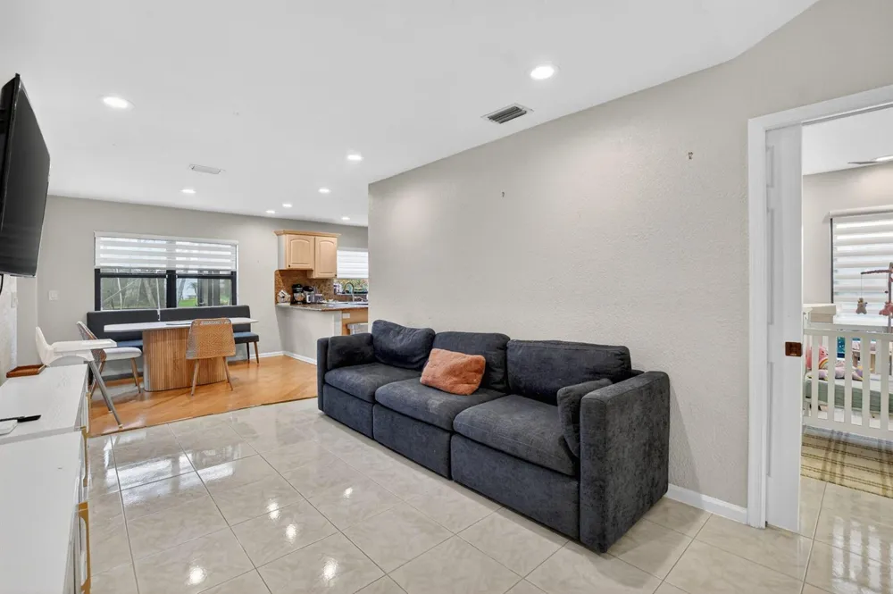 10065 Camelback Lane Boca Raton, FL 33498