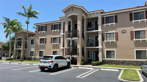 22841 SW 88 PL #301