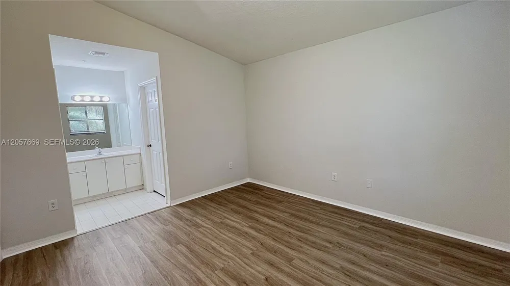 22841 SW 88 PL #301 Cutler Bay, FL 33190