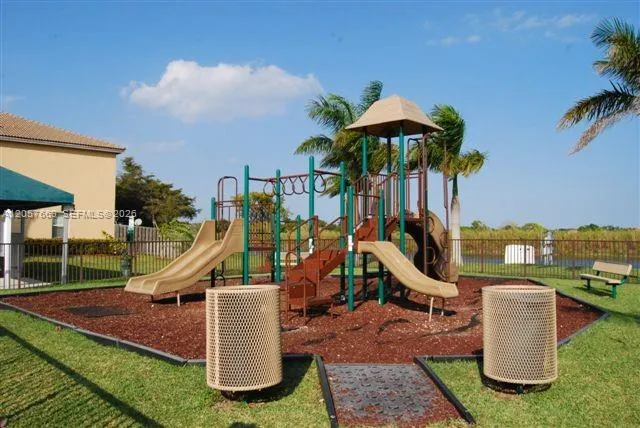 22841 SW 88 PL #301 Cutler Bay, FL 33190