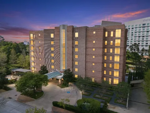 3 Waterway Court #1B
