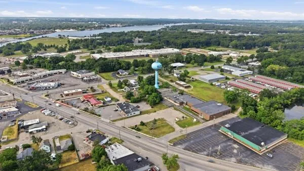 294 River Avenue Holland, MI 49424