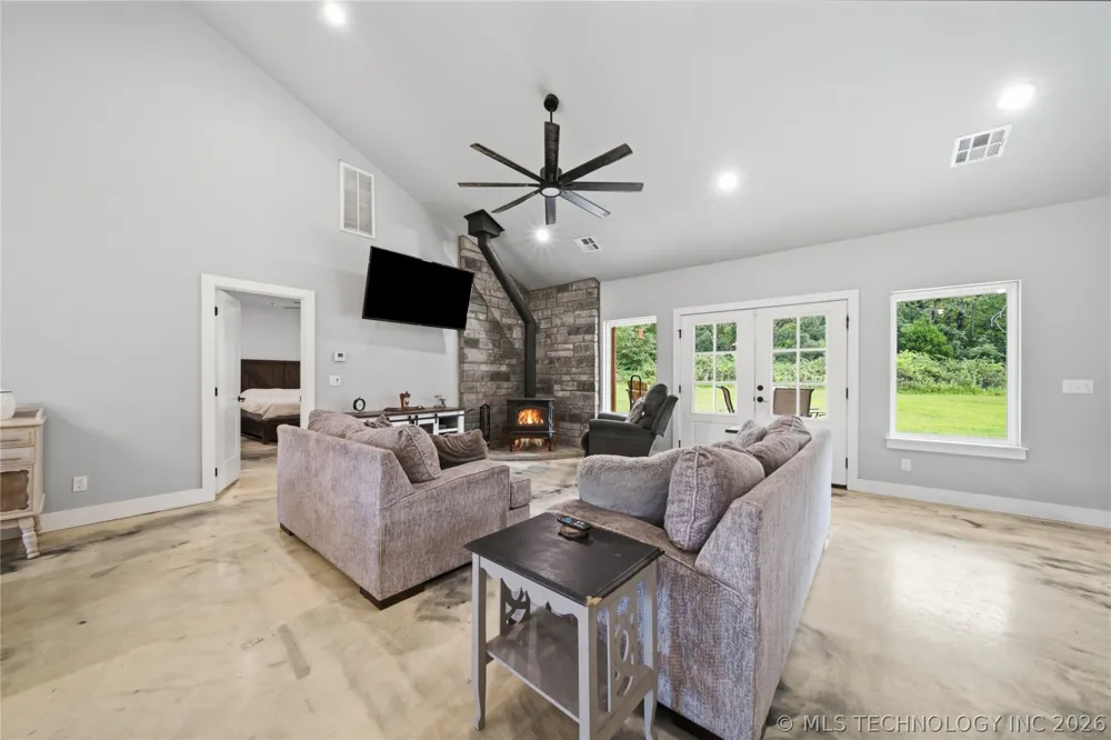 23290 E 320 ROAD Chelsea, OK 74016
