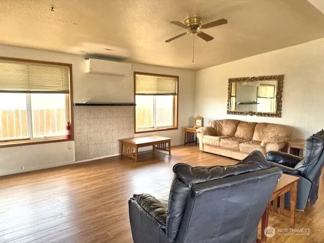 535 Canal Drive NE Ocean Shores, WA 98569