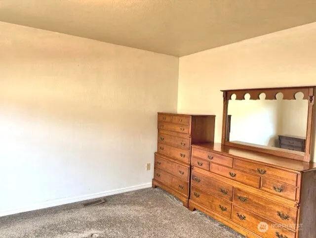 535 Canal Drive NE Ocean Shores, WA 98569
