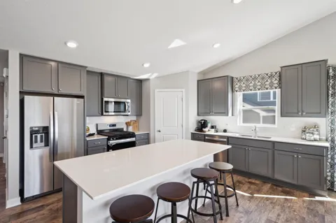 1644 Shasta Drive