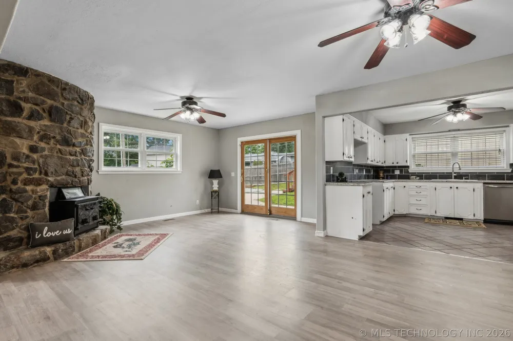 201 Sandy Circle Tahlequah, OK 74464