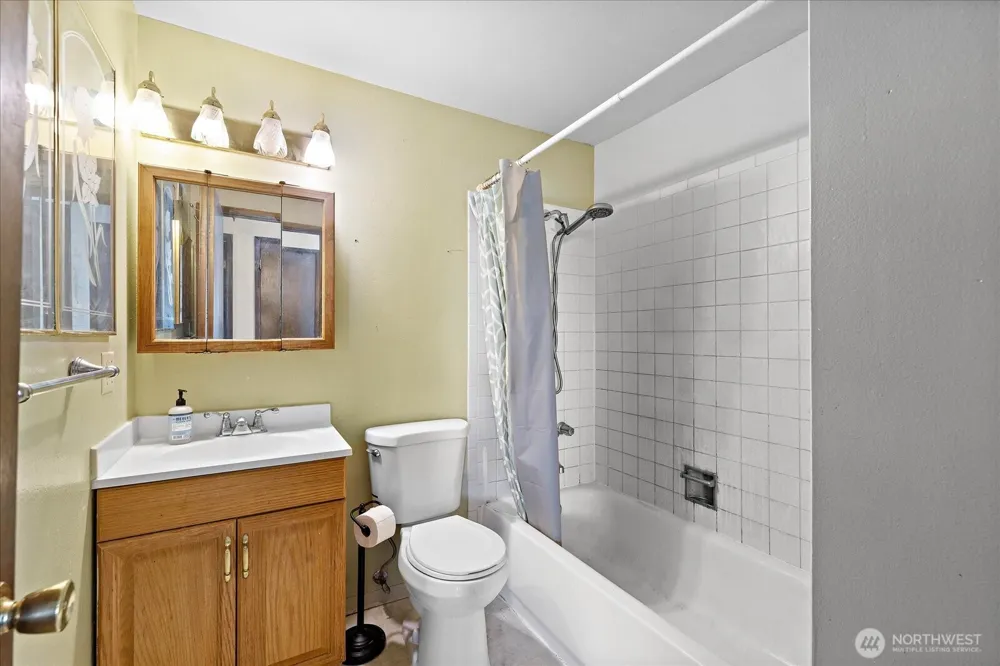 3209 Hoyt Avenue #302 Everett, WA 98201