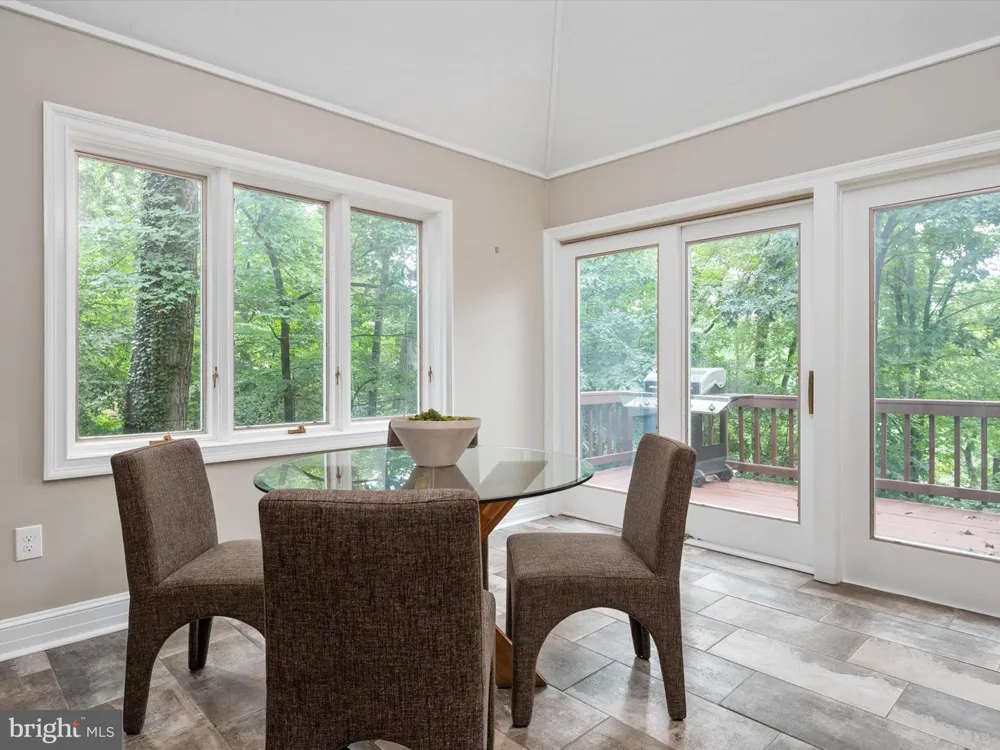 1486 DOWNHAM MARKET Annapolis, MD 21401