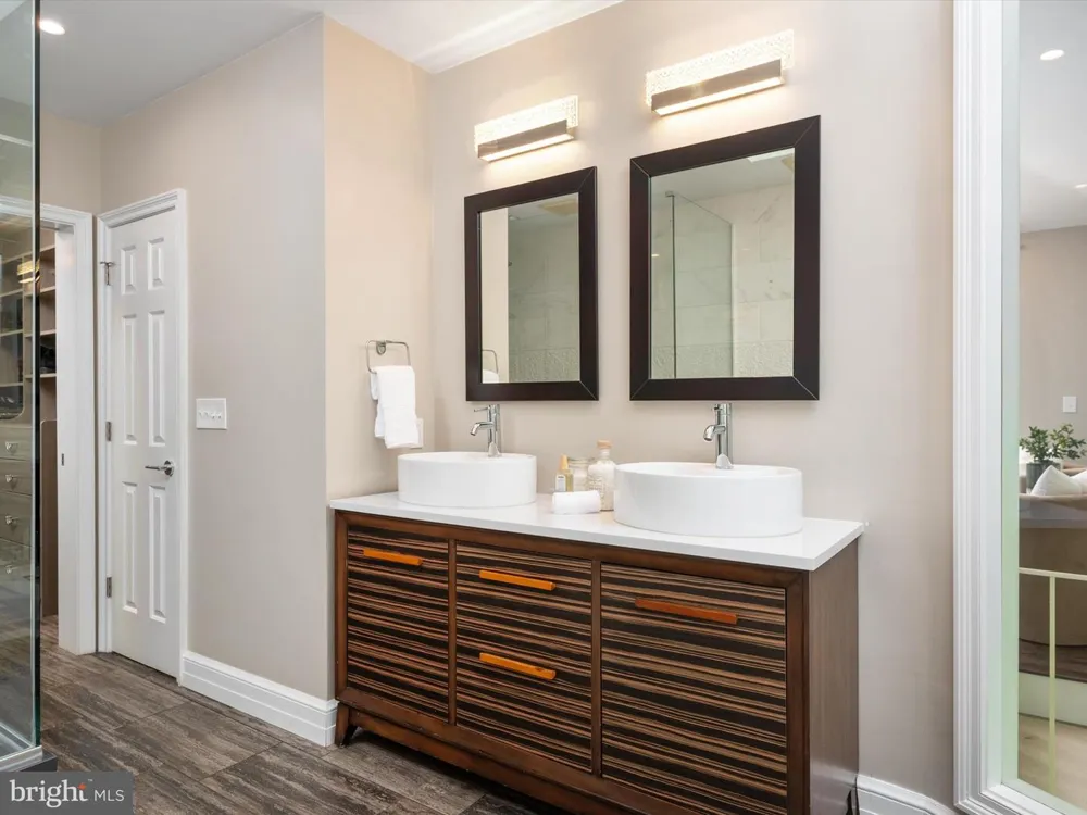 1486 DOWNHAM MARKET Annapolis, MD 21401