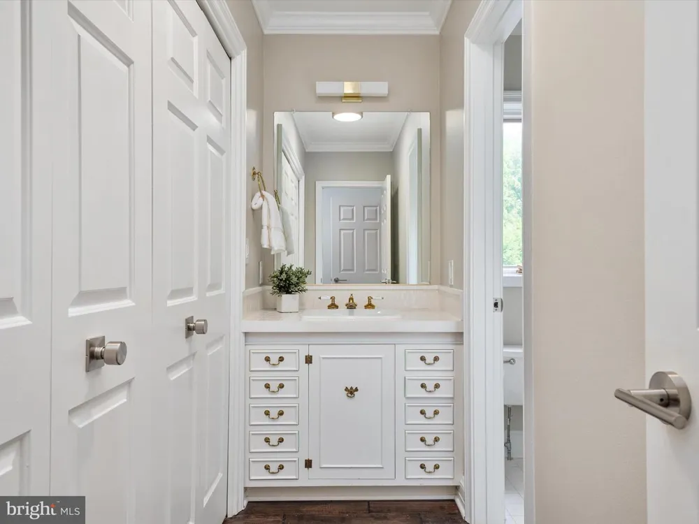 1486 DOWNHAM MARKET Annapolis, MD 21401