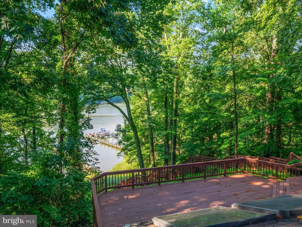 1486 DOWNHAM MARKET Annapolis, MD 21401