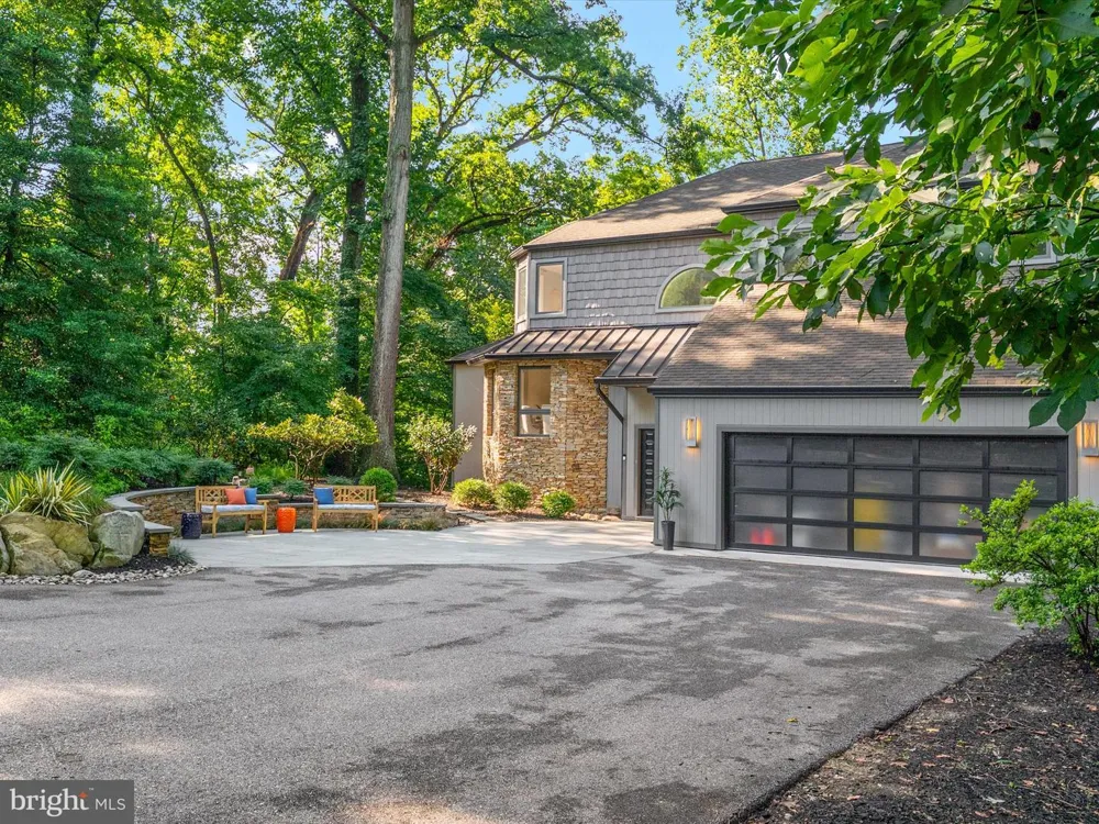 1486 DOWNHAM MARKET Annapolis, MD 21401