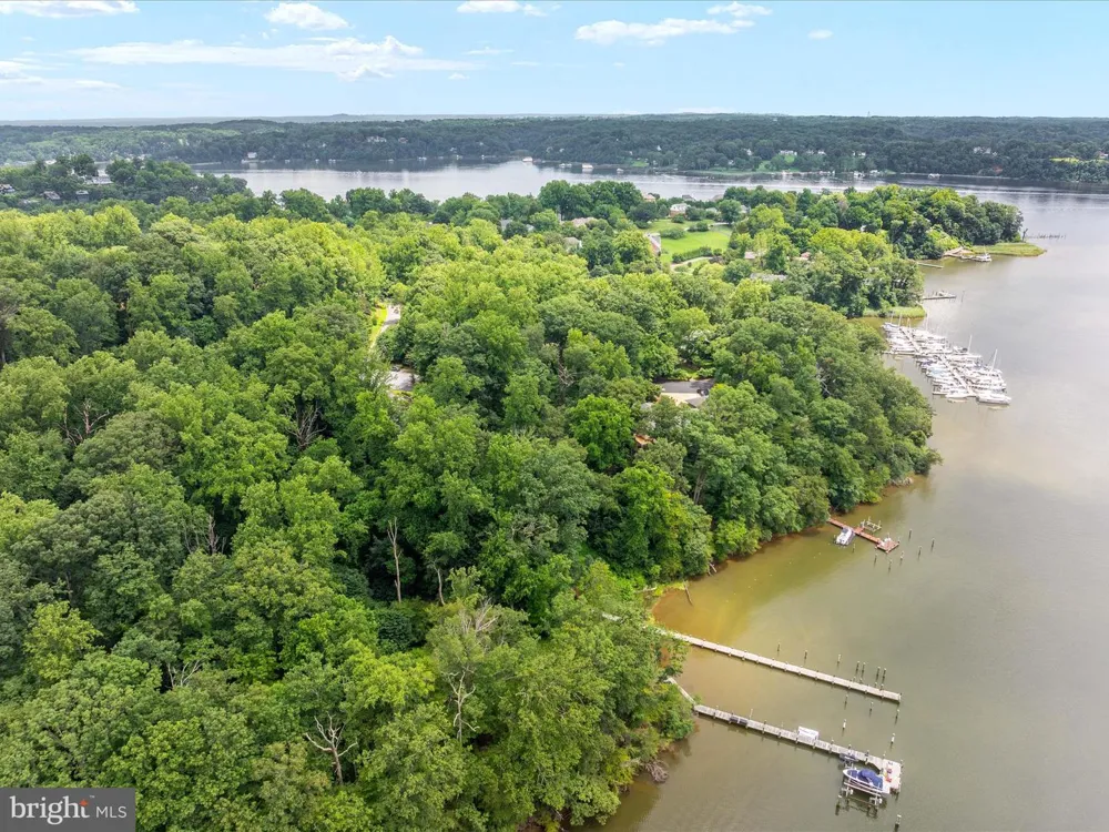 1486 DOWNHAM MARKET Annapolis, MD 21401