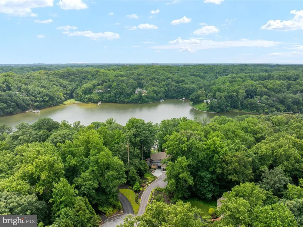 1486 DOWNHAM MARKET Annapolis, MD 21401