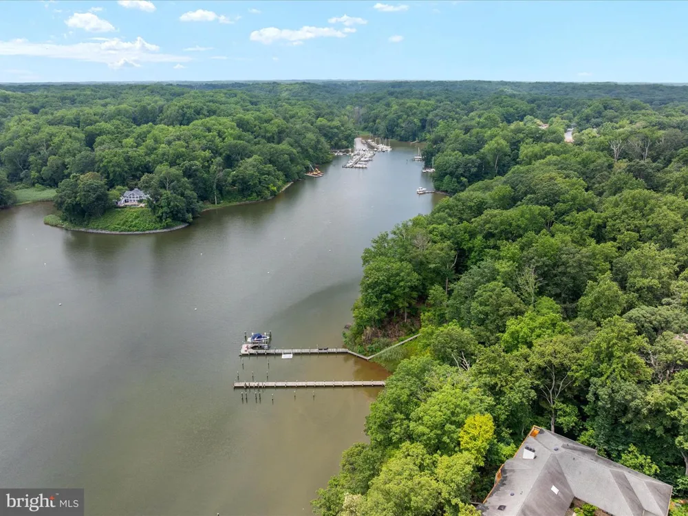 1486 DOWNHAM MARKET Annapolis, MD 21401