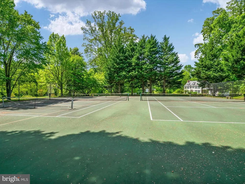 1486 DOWNHAM MARKET Annapolis, MD 21401