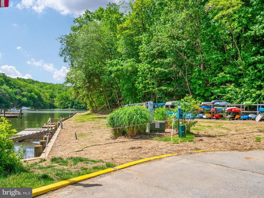 1486 DOWNHAM MARKET Annapolis, MD 21401