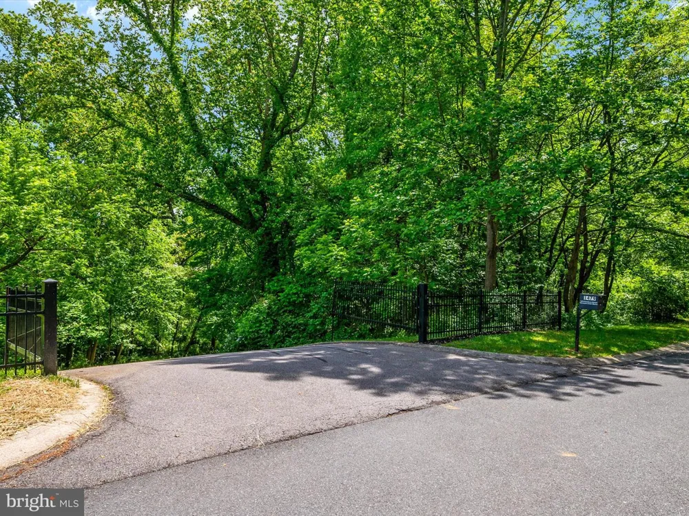 1486 DOWNHAM MARKET Annapolis, MD 21401