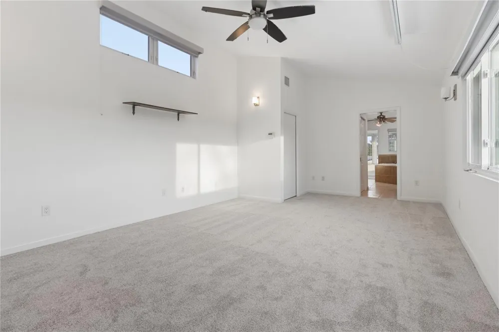 5400 DENVER STREET NE St Petersburg, FL 33703