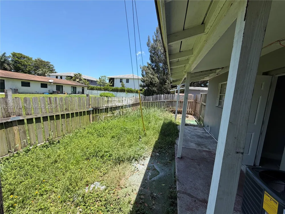 4680 SW 33rd Ave #2 Dania Beach, FL 33312
