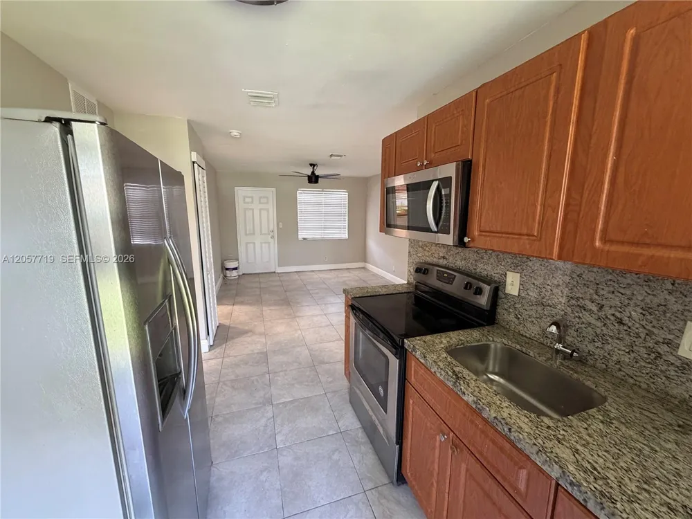 4680 SW 33rd Ave #2 Dania Beach, FL 33312