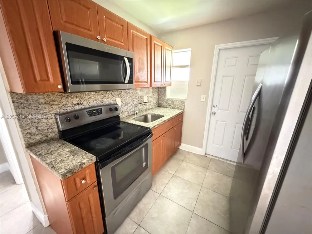 4680 SW 33rd Ave #2 Dania Beach, FL 33312