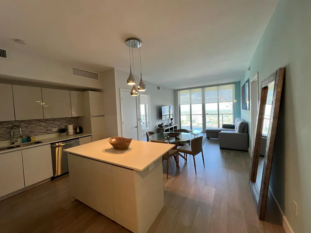2600 E HALLANDALE BEACH BOULEVARD #T3110 Hallandale Beach, FL 33009