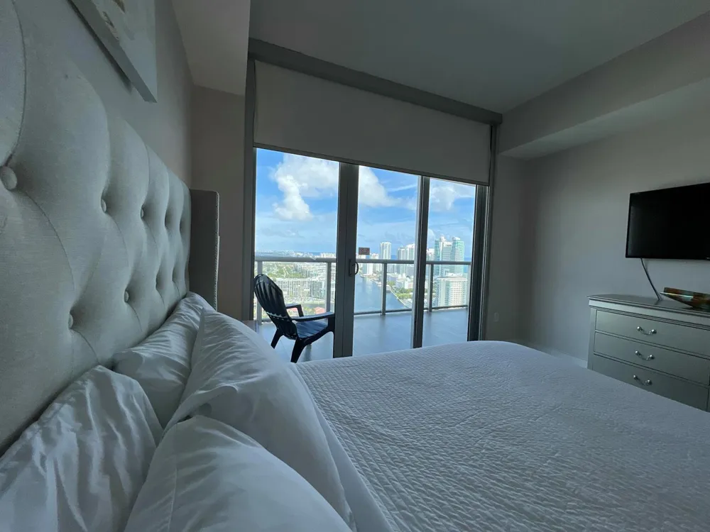 2600 E HALLANDALE BEACH BOULEVARD #T3110 Hallandale Beach, FL 33009