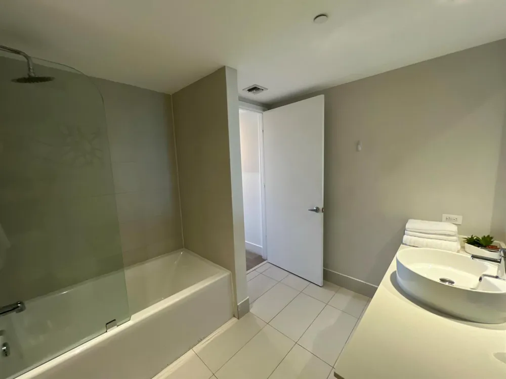 2600 E HALLANDALE BEACH BOULEVARD #T3110 Hallandale Beach, FL 33009